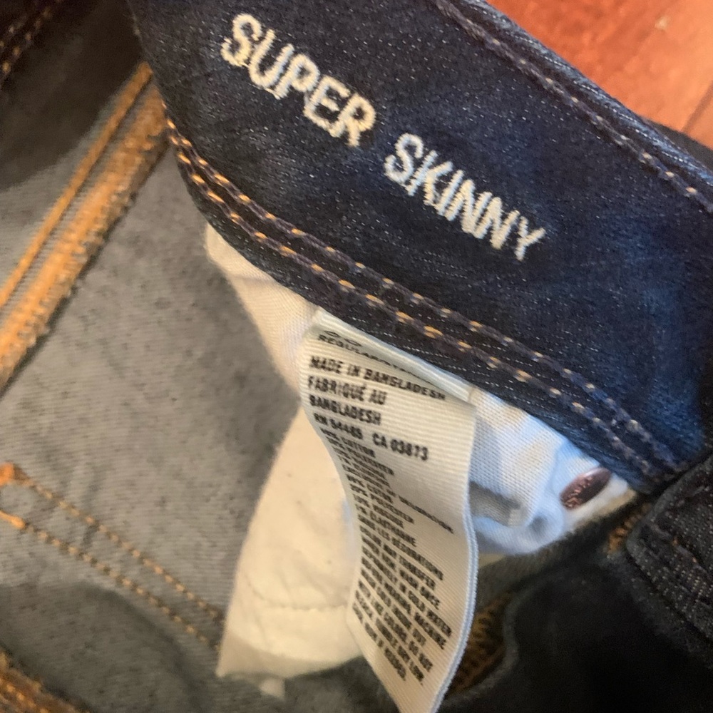 American Eagle Super Skinny - Picture 3 of 3